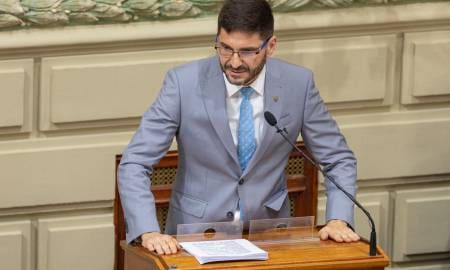 Pullaro: Con austeridad, en el primer trimestre bajamos un 40 % los gastos del Estado