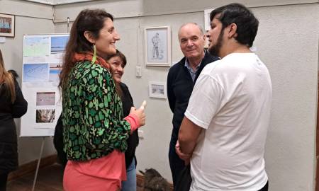 Villa Cañás: Se inauguró la Muestra de Arte de Aves Migratorias de la zona