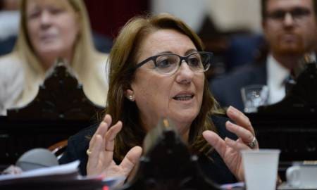 Caído el Pacto de Mayo, el Socialismo le pide a Milei que abandone las imposiciones y convoque a un gran acuerdo nacional