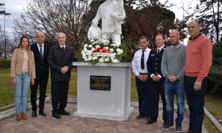 Villa Cañás: Gizzi participó del acto por el Día Nacional del Bombero Voluntario