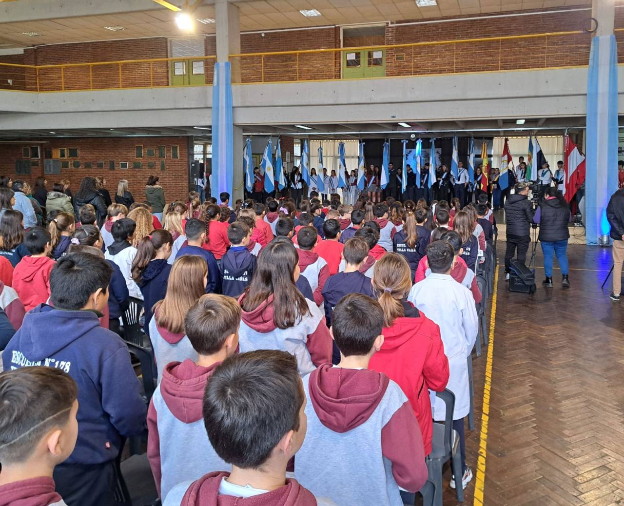 Villa Cañás: Acto por el Día de la Bandera y Promesa de Lealtad a la insignia patria
