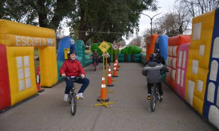 Villa Cañás: Jornada recreativa de Educación Vial