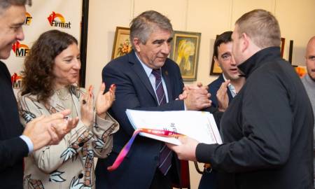 Provincia entregó aportes y firmó convenios en el departamento General López