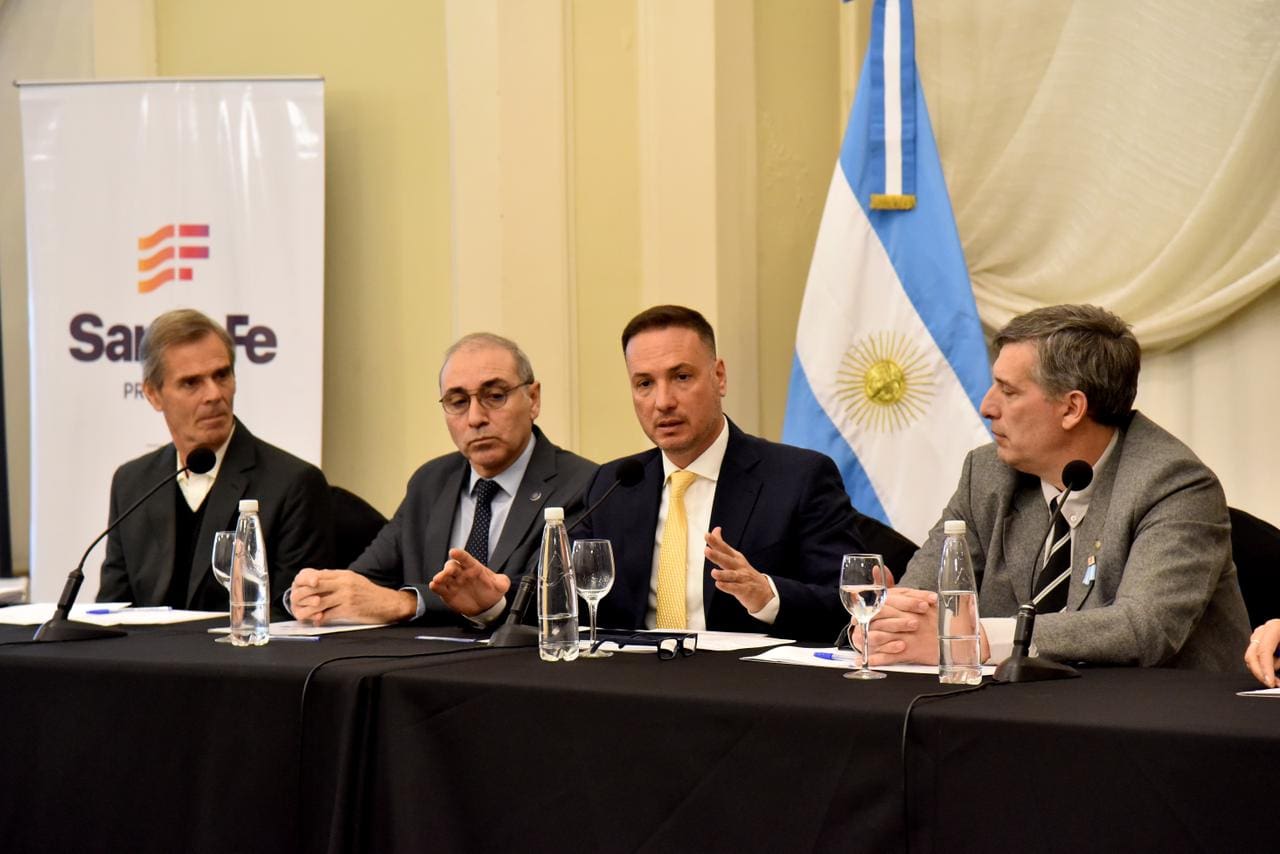 El Gobierno provincial licitó el primer carril de la Autopista desde Rosario a San Lorenzo