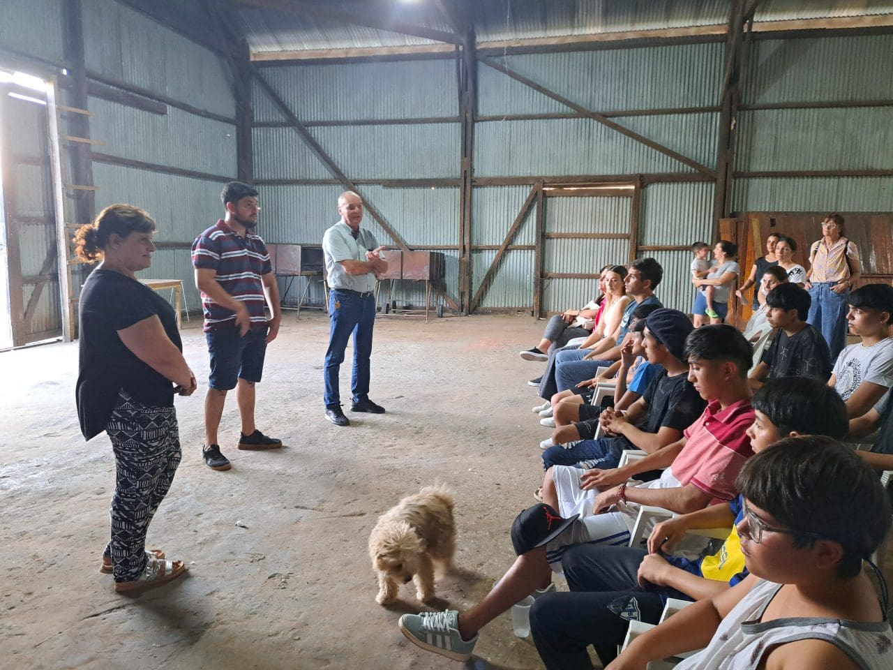 Villa Cañás: Nueva oportunidad con cursos de electricidad y carpintería