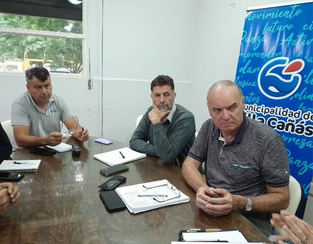 Villa Cañás: La gestión Gizzi pasara empleados municipales contratados a planta permanente