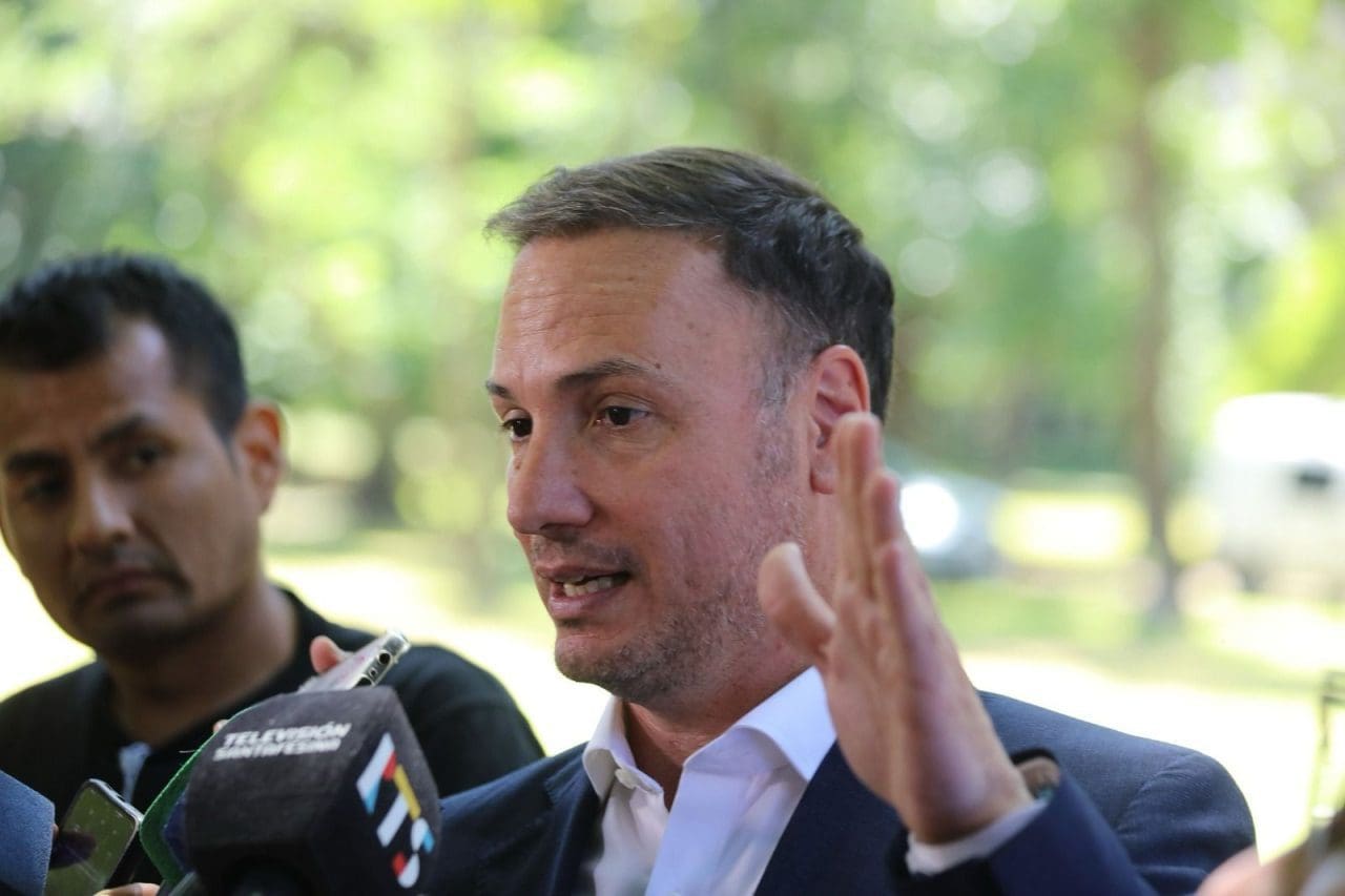 Enrico: El gobierno de Milei es una porteñocracia a la que no le importan las rutas nacionales