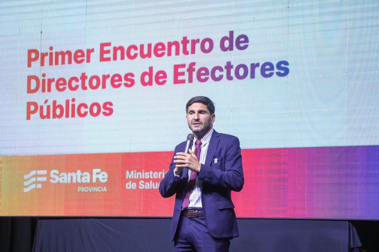 Pullaro presentó plan para jerarquizar el sistema de salud con el fin de brindar una mejor atención a toda la población