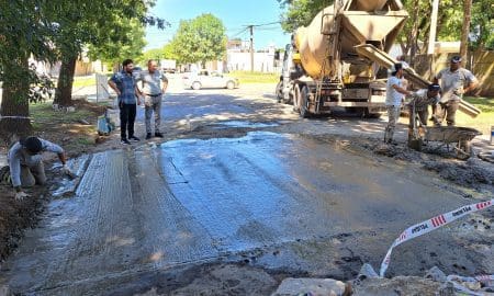 Villa Cañás: El municipio avanza con obras de bacheo urbano