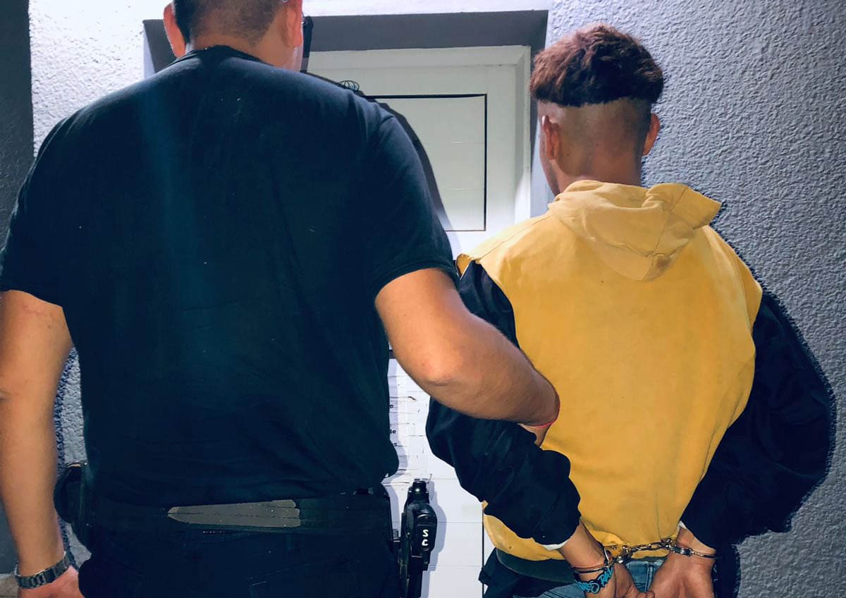 Teodelina: La policía recupera moto robada y detiene al sospechoso