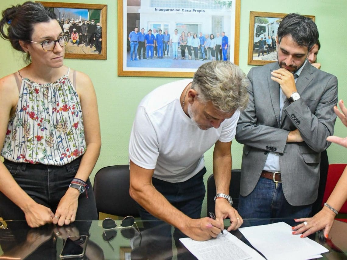 GIRSU en Firmat: Provincia avanza en la gestión integral de residuos con inversiones y acciones estratégicas