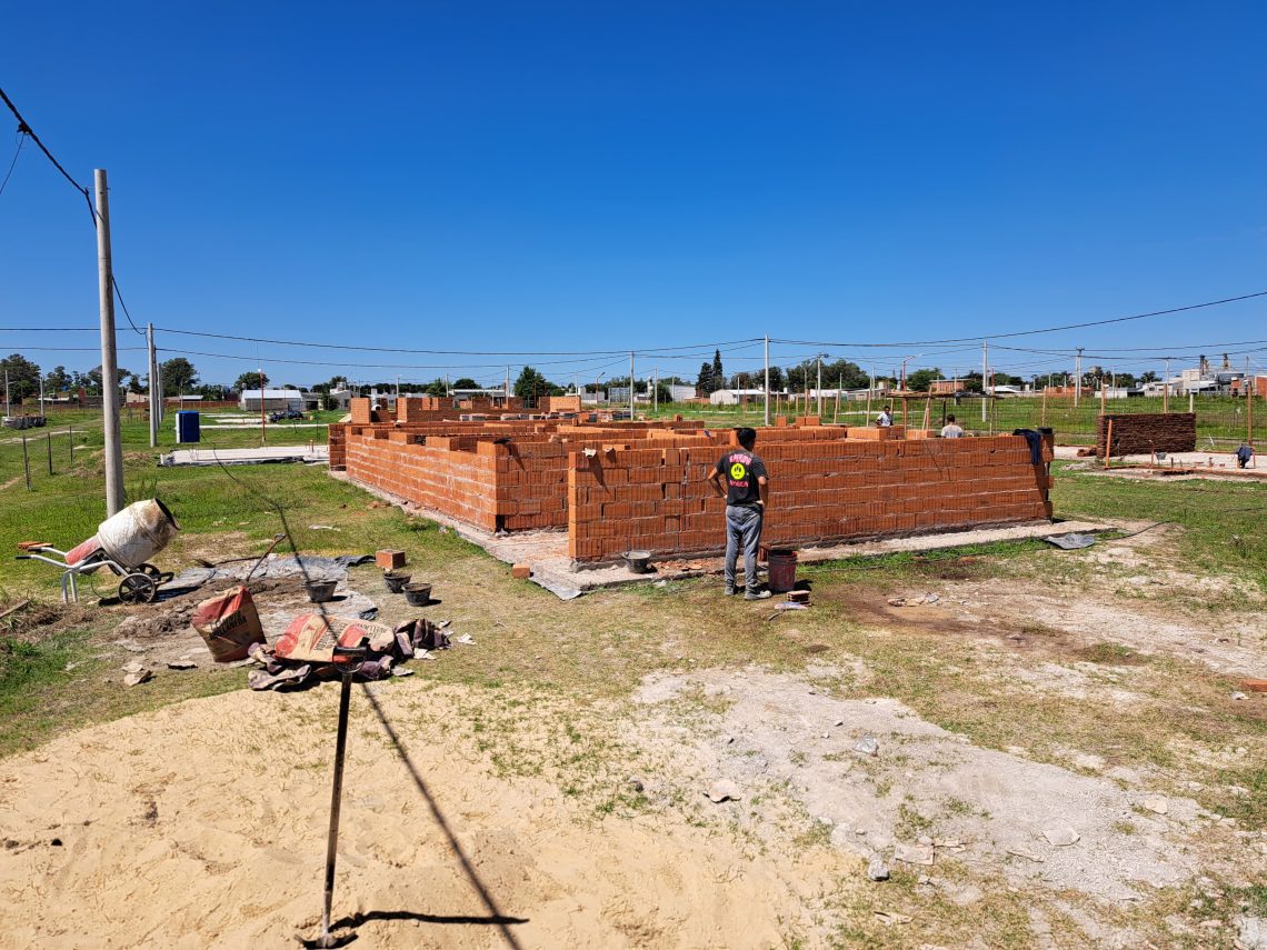 Villa Cañás: Avanza la construcción de 45 viviendas en la ex quinta Sfasciotti