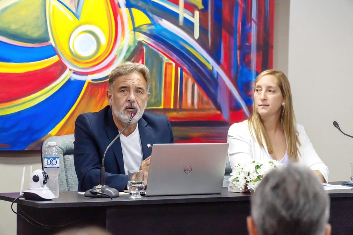 Firmat: Maximino inauguró las Sesiones Ordinarias 2025 del Concejo Municipal