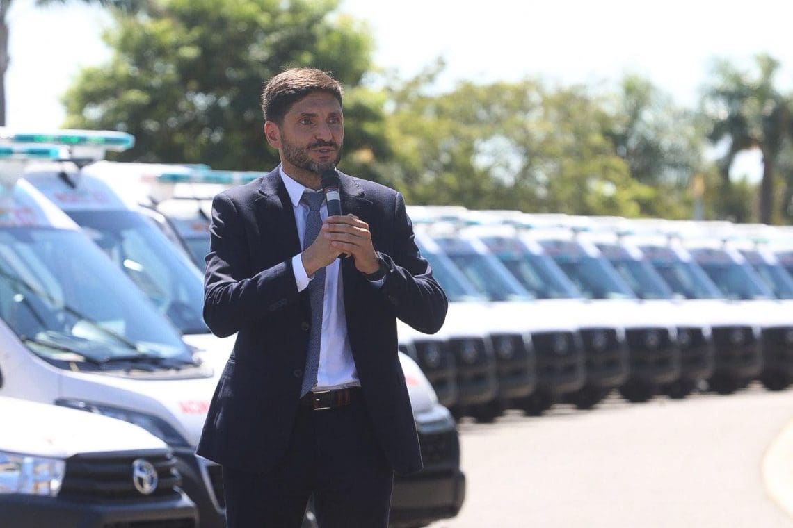 Pullaro presentó 174 ambulancias 0 Km: Es la compra más importante y más grande que hizo el Gobierno de la Provincia