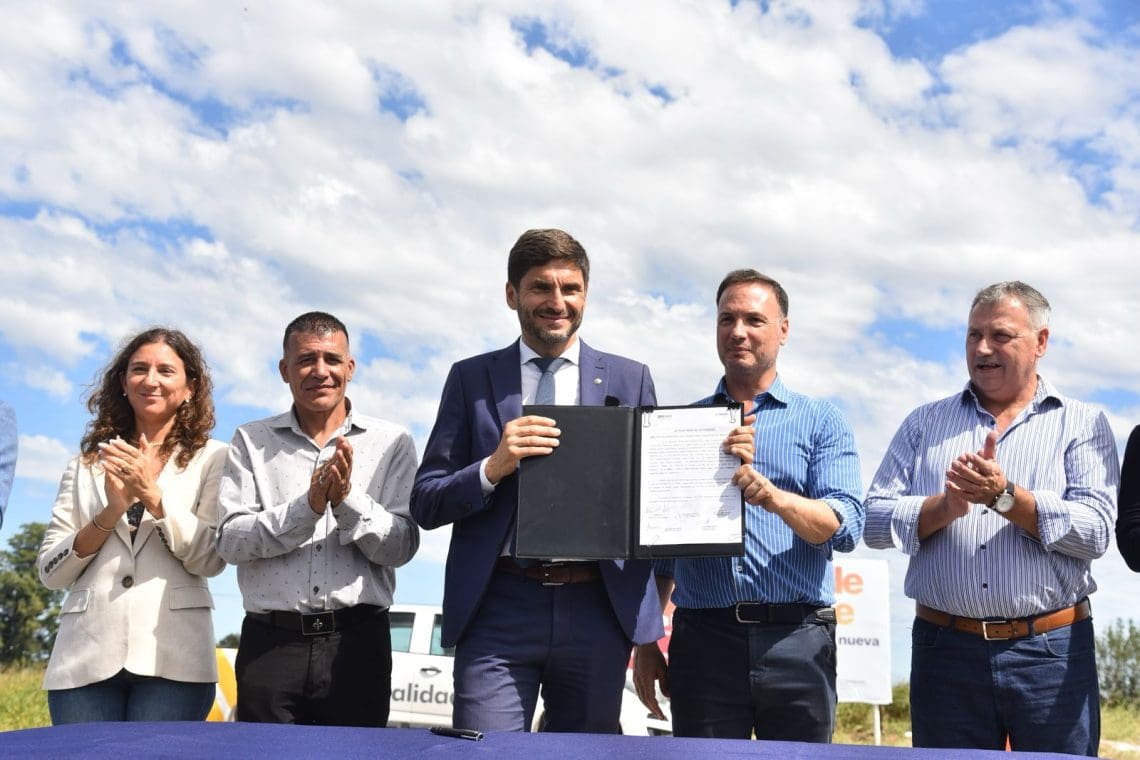 Pullaro y Enrico dieron inicio a la construcción de la nueva Ruta Provincial 96