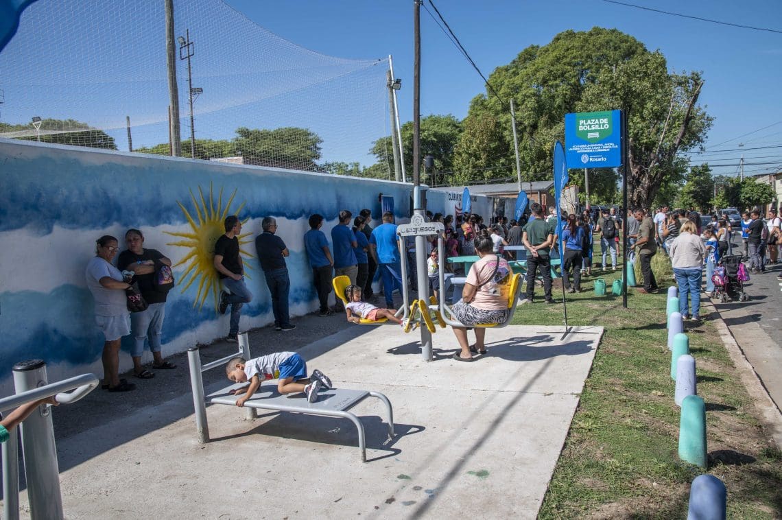 Plazas de Bolsillo: El municipio trabaja en la recuperación de 100 espacios públicos en toda la ciudad