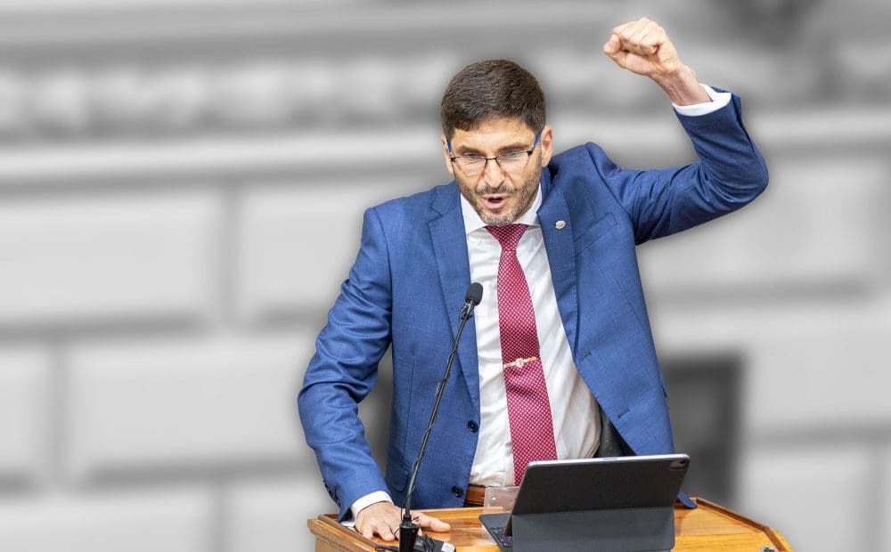 Gestión cuantitativa, legitimidad cualitativa: ¿Puede la tecnocracia pugilista de Pullaro generar adhesión política?