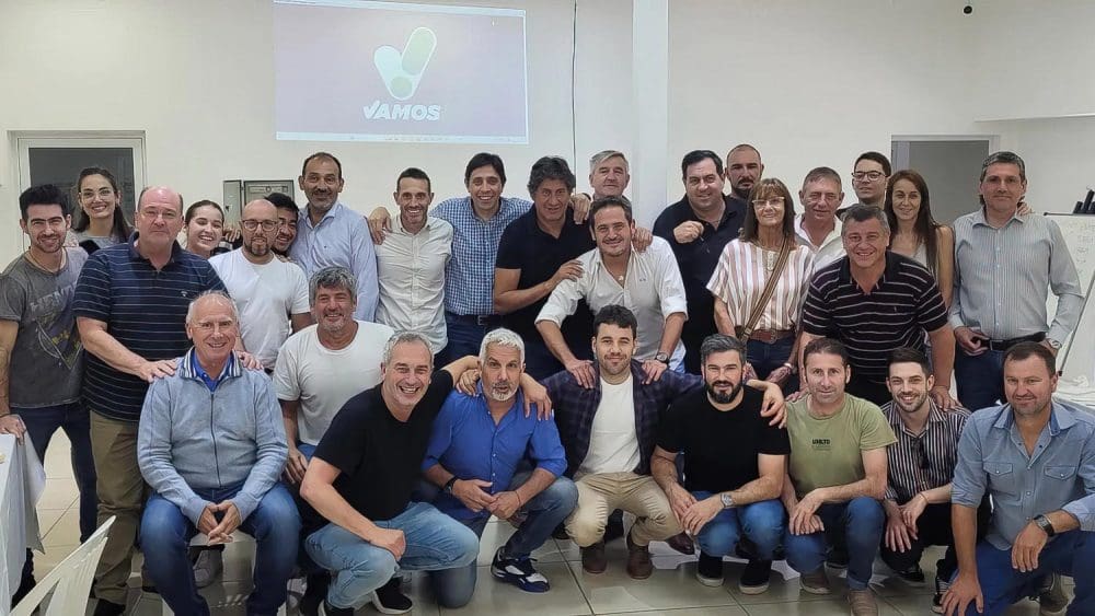 Intendentes y presidentes comunales reclaman transparencia y responsabilidad ante el pedido de endeudamiento de Pullaro