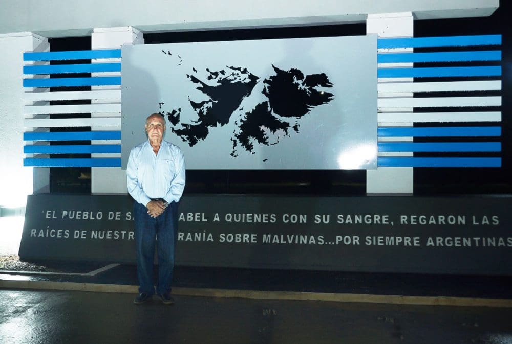 José César Arca: Un héroe de Malvinas en Villa Cañás y Santa Isabel