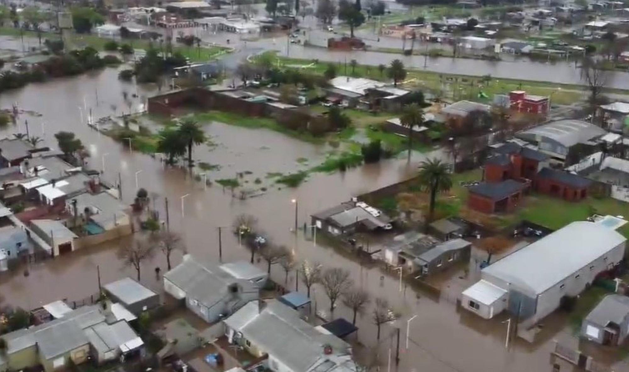 Riesgo sanitario en María Teresa: Preocupación ante el desborde de pozos ciegos