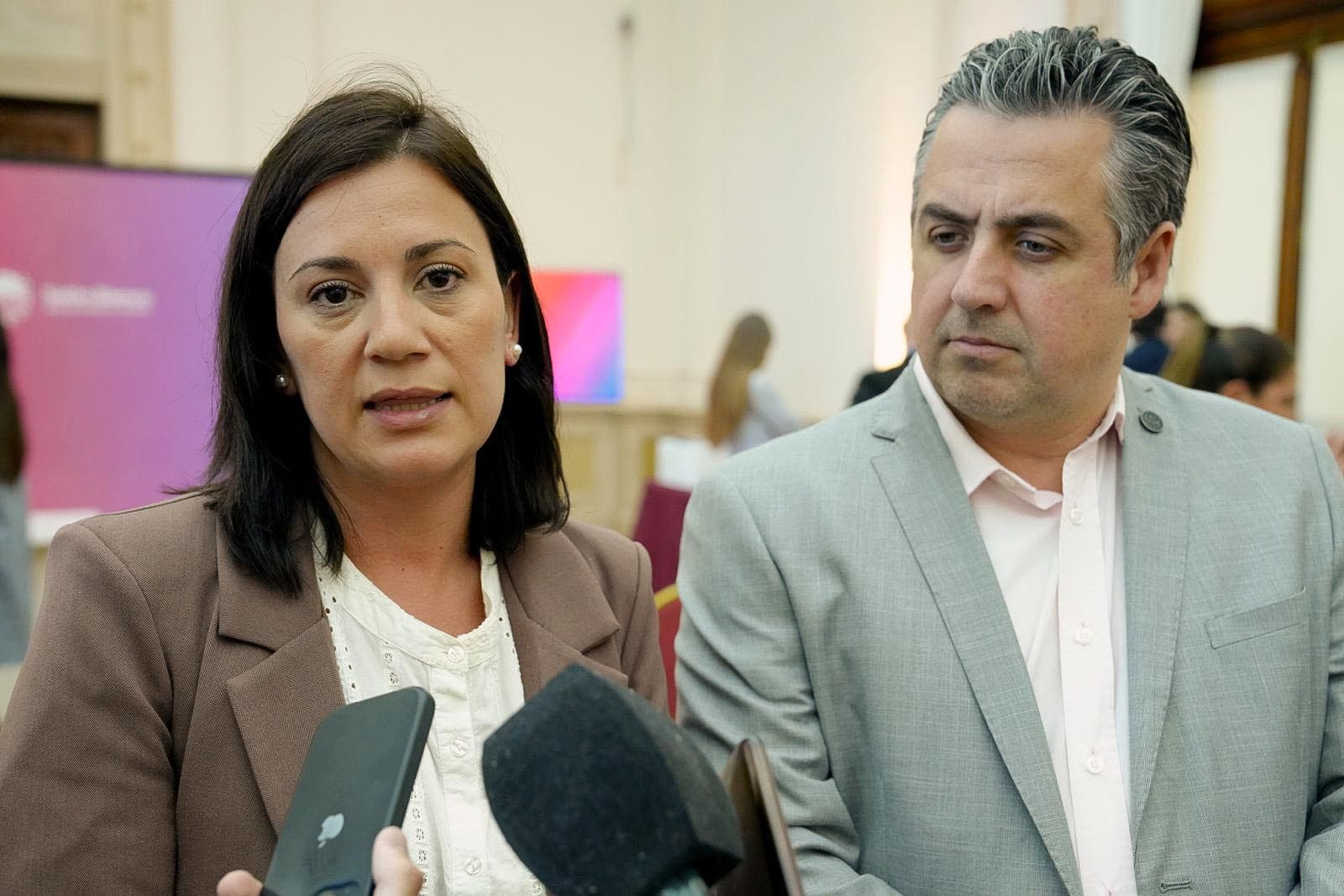 Con una inversión de $17.000 millones, Provincia comprará 3.000 pistolas semiautomáticas y 11.800 chalecos antibalas