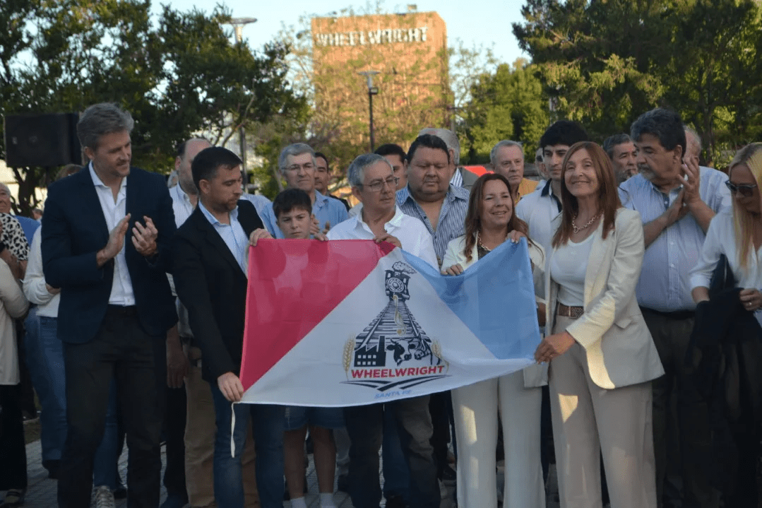 Wheelwright celebró sus 125 años con la inauguración de la remodelación de la plaza San Martín