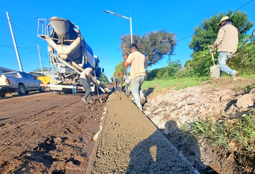Santa Isabel avanza con obras impulsadas por sus propios vecinos Santa Isabel avanza con obras impulsadas por sus propios vecinos