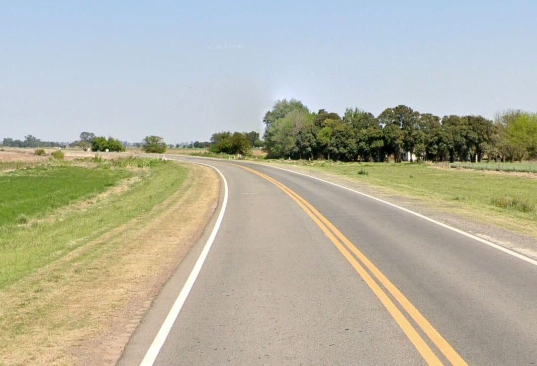 Vuelco fatal en la Ruta 90: Un hombre de 44 años perdió la vida en Elortondo