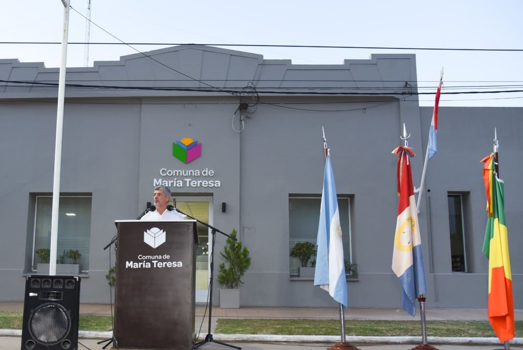 María Teresa: Asumieron las nuevas autoridades comunales para el período 2025–2027 María Teresa: Asumieron las nuevas autoridades comunales para el período 2025–2027