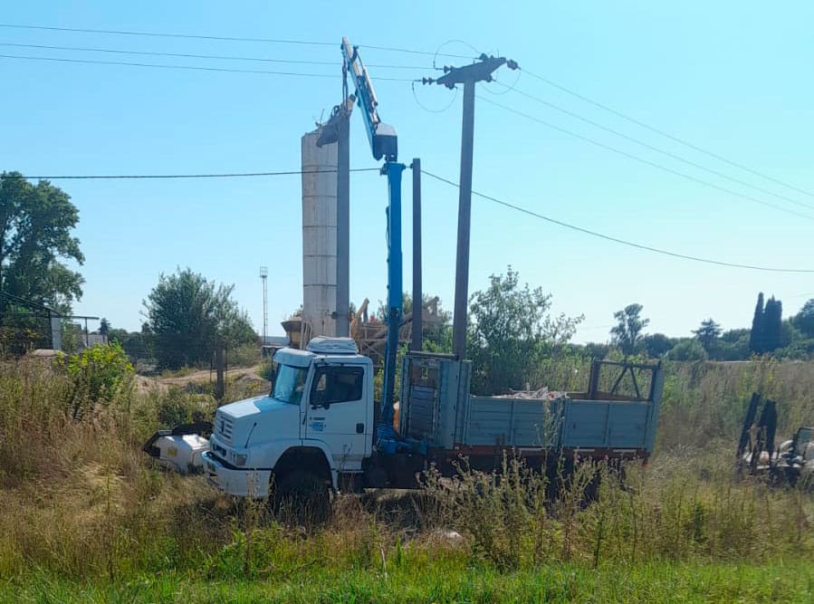 Muere un operario de la EPE tras recibir una descarga eléctrica en rutas 33 y 93