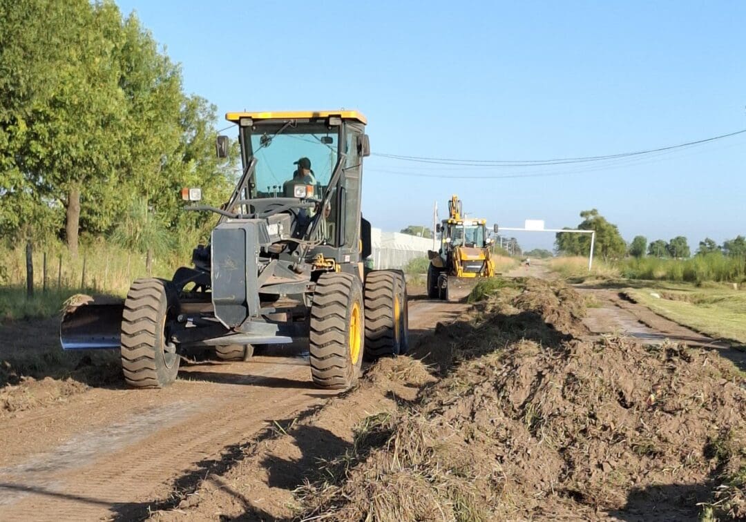 Obras en Santa Isabel: Cordón cuneta, empedrado e iluminación LED con recursos municipales