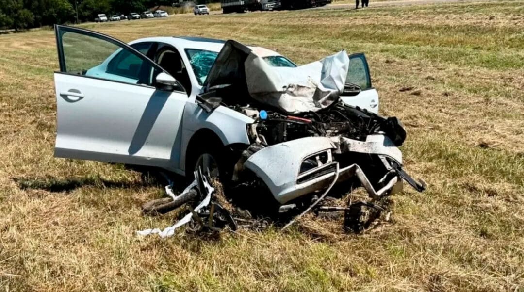 Tragedia en la Ruta 8: Una mujer y su hija de Hughes murieron en un choque frontal en Colón