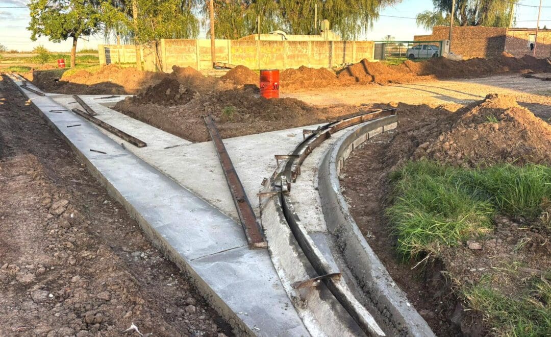 Villa Cañás: Avanzan obras de pavimento y cordón cuneta en distintos sectores de la ciudad