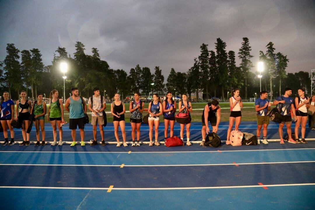 Provincia inauguró en Venado Tuerto la pista de atletismo más moderna del país