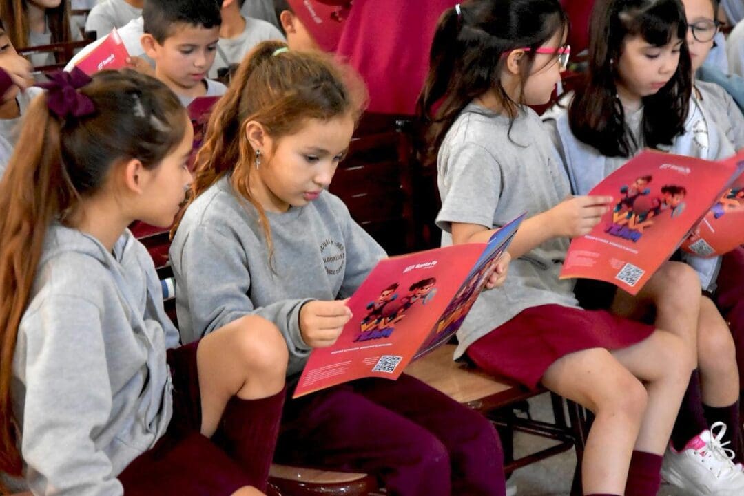Vax Team llegó a Venado Tuerto para impulsar la vacunación infantil en escuelas Vax Team llegó a Venado Tuerto para impulsar la vacunación infantil en escuelas