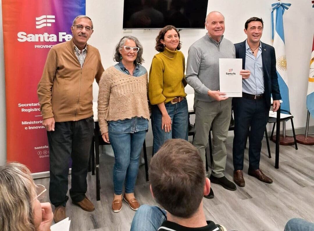 Villa Cañás: Las instituciones podrán certificar firmas gratis en el Municipio Villa Cañás: Las instituciones podrán certificar firmas gratis en el Municipio