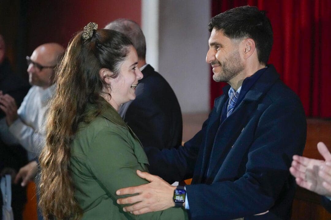 General López: La Provincia entregó viviendas en Firmat y Villa Cañás General López: La Provincia entregó viviendas en Firmat y Villa Cañás