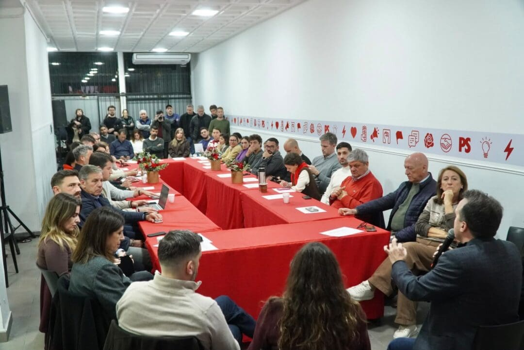 El Socialismo renovó autoridades y apuntó contra el ajuste de Milei El Socialismo renovó autoridades y apuntó contra el ajuste de Milei
