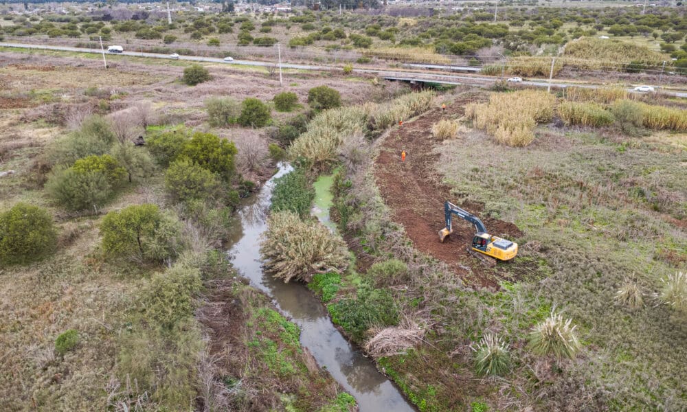 Sur provincial: Iniciaron la limpieza de 14 canales troncales para reducir el riesgo de inundaciones