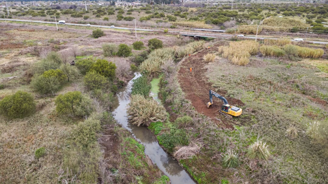 Sur provincial: Iniciaron la limpieza de 14 canales troncales para reducir el riesgo de inundaciones