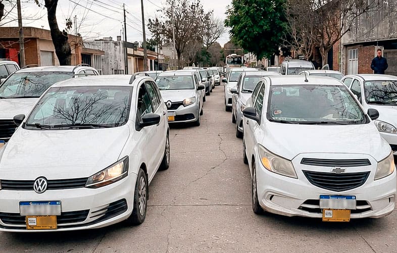 Venado Tuerto: Remiseros pidieron controles e igualdad de condiciones ante la llegada de Uber